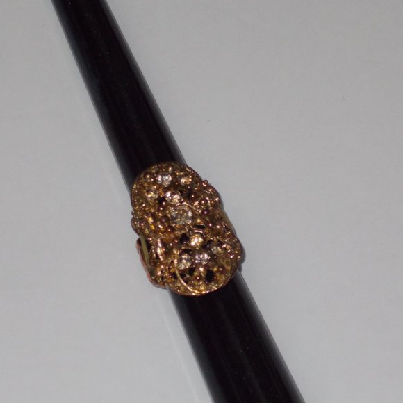 EUC, Gold & Copper Tone Dinner Fashion Ring With Rhinestones, Adjustable Sizing! - Picture 2 of 5